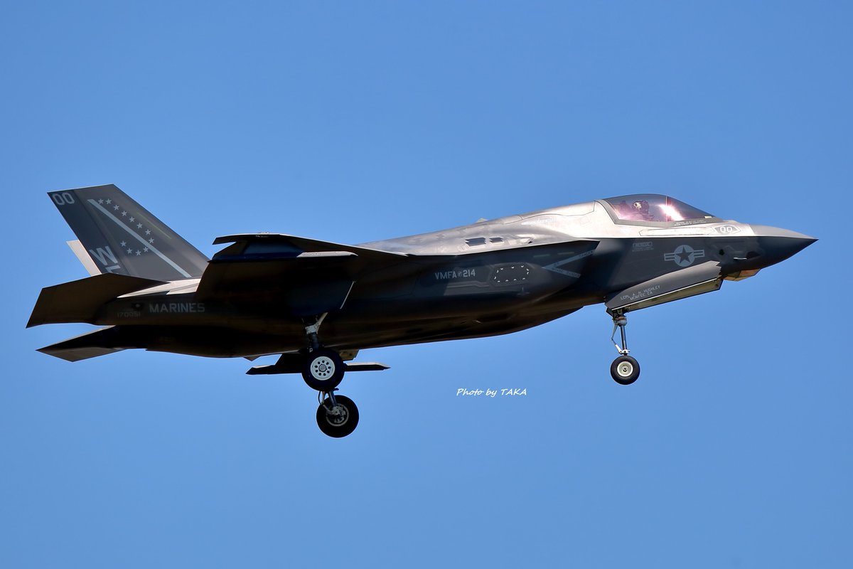 alice_herb's tweet image. 小松基地『レゾリュート・フォース・パシフィック』
USMC VMFA-214 "Black Sheep"
F-35B WE07/BuNo.170059
F-35B WE08/BuNo.170062
F-35B WE01/BuNo.170053★
F-35B WE00/BuNo.170051
岩国基地から飛来した4機のシープ。
ホットピット給油を行い、クイックで離陸して行きました。
2025.7.25 RJNK