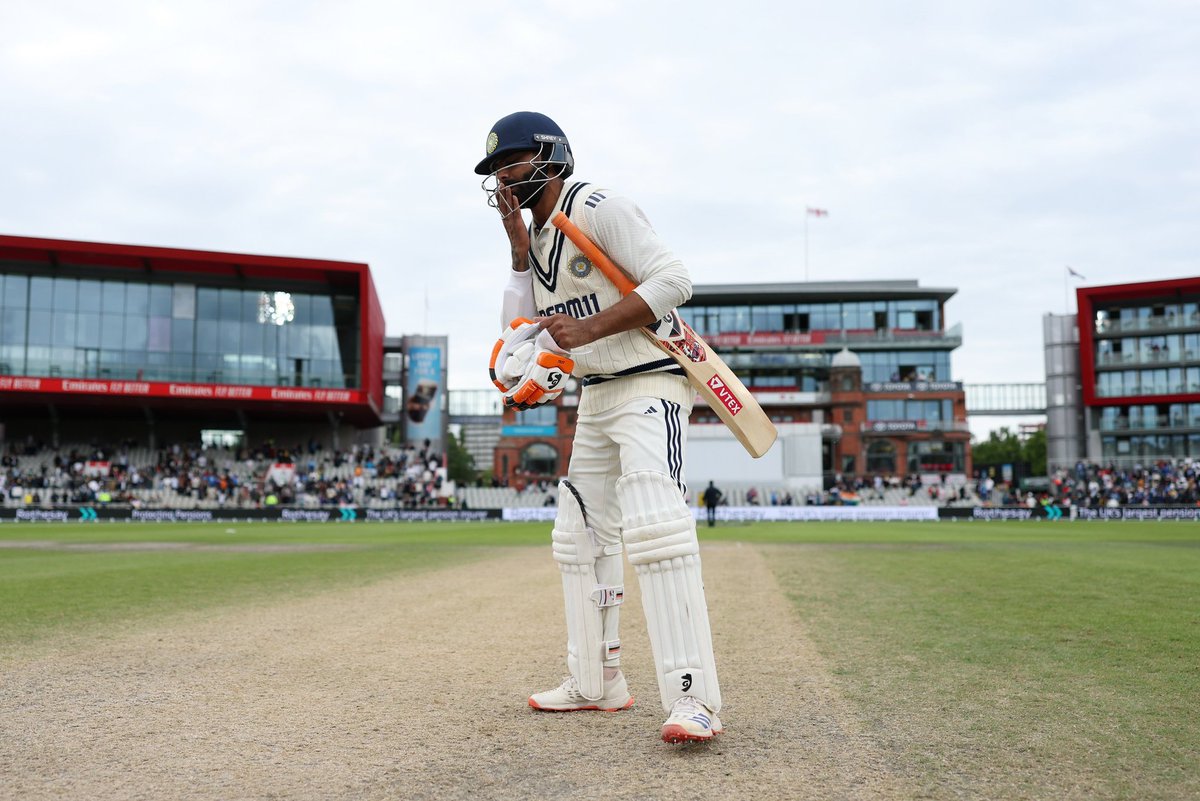 thesudhirsarkar's tweet image. 3500+ Runs.
5 Hundreds.
26 Fifties.
300+ Wickets.
15 Five Wicket hauls.
3 Ten Wicket hauls.
RAVINDRA JADEJA - THE GOAT ALLROUNDER IN TEST CRICKET HISTORY.🐐 #TestCricket #INDvsENG #RavindraJadeja