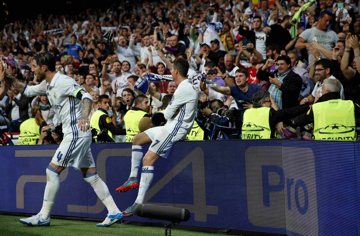 CR7HQ_'s tweet image. REALMADRID-ATLETICO
on May 2, 2017
#CristianoRonaldo #RealMadrid