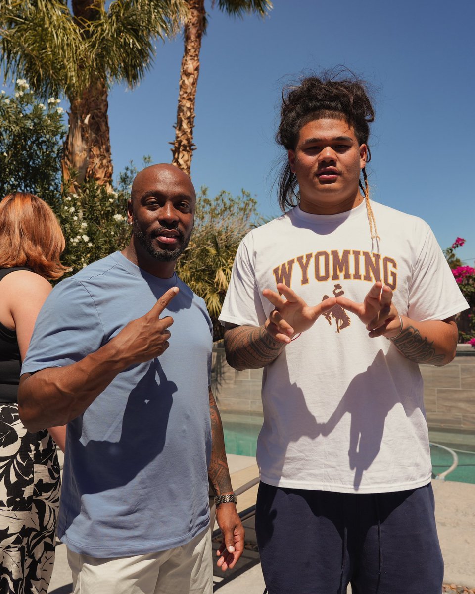 MikeWatersP1's tweet image. Phase 1 Athlete @tanielumb58 commits 

@wyo_football Got a good one. #letsgo