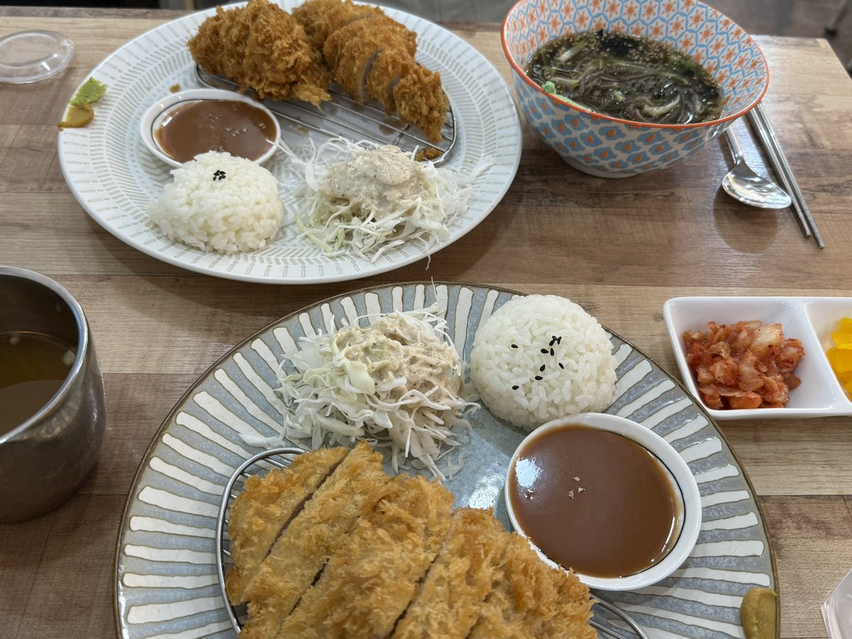 w1nteruck's tweet image. 코난 볼 때 먹엇던 거
또 먹 거 싶 어