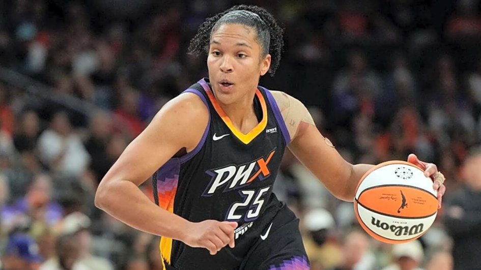 Ne_David5n's tweet photo. Phoenix Mercury looks to end their losing streak Sunday against the Mystics, as both teams fight for WNBA playoff positioning. Sabally returns, Washington defends home court!  https://t.co/RsAPhiFJ1R https://t.co/mUIaFnRRdA