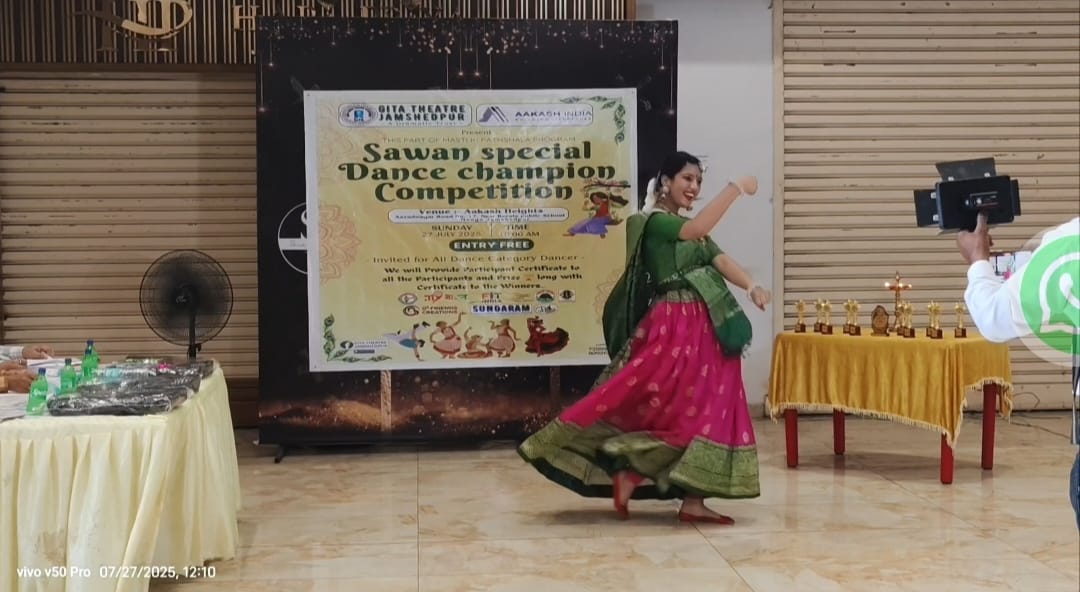 leojsrsparks's tweet image. 🌿💃 Sawan Special Dance Champion 💃🌿
LEO Club of Jamshedpur Sparks x Gita Theatre brought festive beats, cultural unity &amp;amp; killer moves together under #MastiKiPathshala 🎶

50+ dancers. 1 stage. Pure magic. ✨
Grateful for the energy, support &amp;amp; vibes! 🙌
#DanceForACause #LeoClub