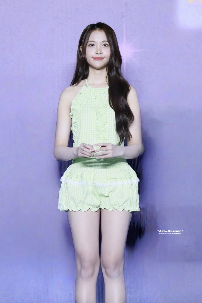 amlified's tweet image. Standing proud as she should!!🥹
