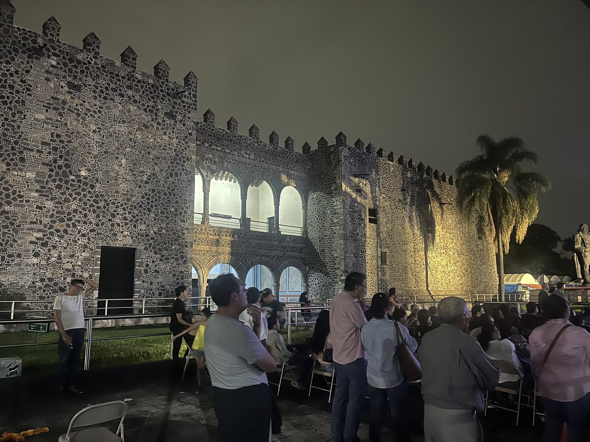 Que todos tengamos una gran semana.