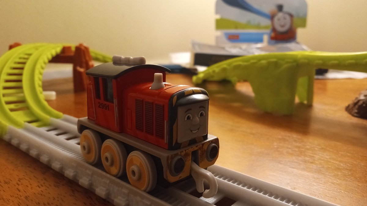 Thomasfanno123's tweet image. Prototype Salty, AEG accurate Duck, and Detailed wheeled Winston!
The Duck and Winston are what I will be using from now on. I might get spares so I can have yellow wheeled Duck again.