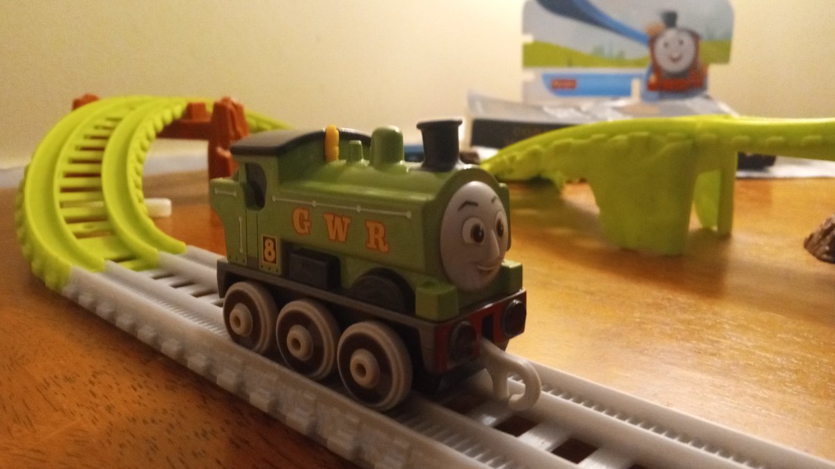 Thomasfanno123's tweet image. Prototype Salty, AEG accurate Duck, and Detailed wheeled Winston!
The Duck and Winston are what I will be using from now on. I might get spares so I can have yellow wheeled Duck again.