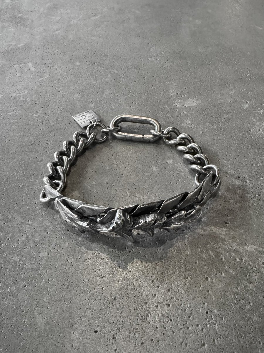 DARKWAVE_STORE's tweet image. [ GOTI ] JEWELRY 

New Arrivals at DARK WAVE 

d-a-r-k-w-a-v-e.com

📍 Singapore, orchardgateway 04-14, Orchard Road

#Goti #DarkWaveSg