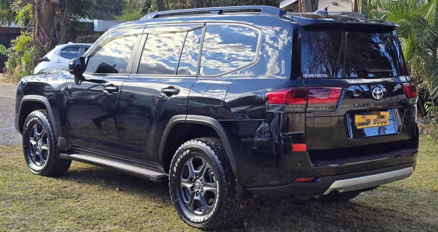 Landcruiser gr sport 2023
$145k

0779581060 / 0714184256