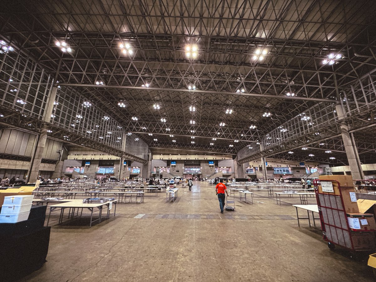 _23ch_'s tweet image. 本日は休息日。
WF25夏、お買い上げくださった方、お話くださった方、今回もまことにありがとうございました。おかげさまで楽しく幸せに一日を終えることができました。
過去に比べて失敗や消化不良な部分もあり、制作コンセプトに対する学びも得ましたので、次回以降に反映します!