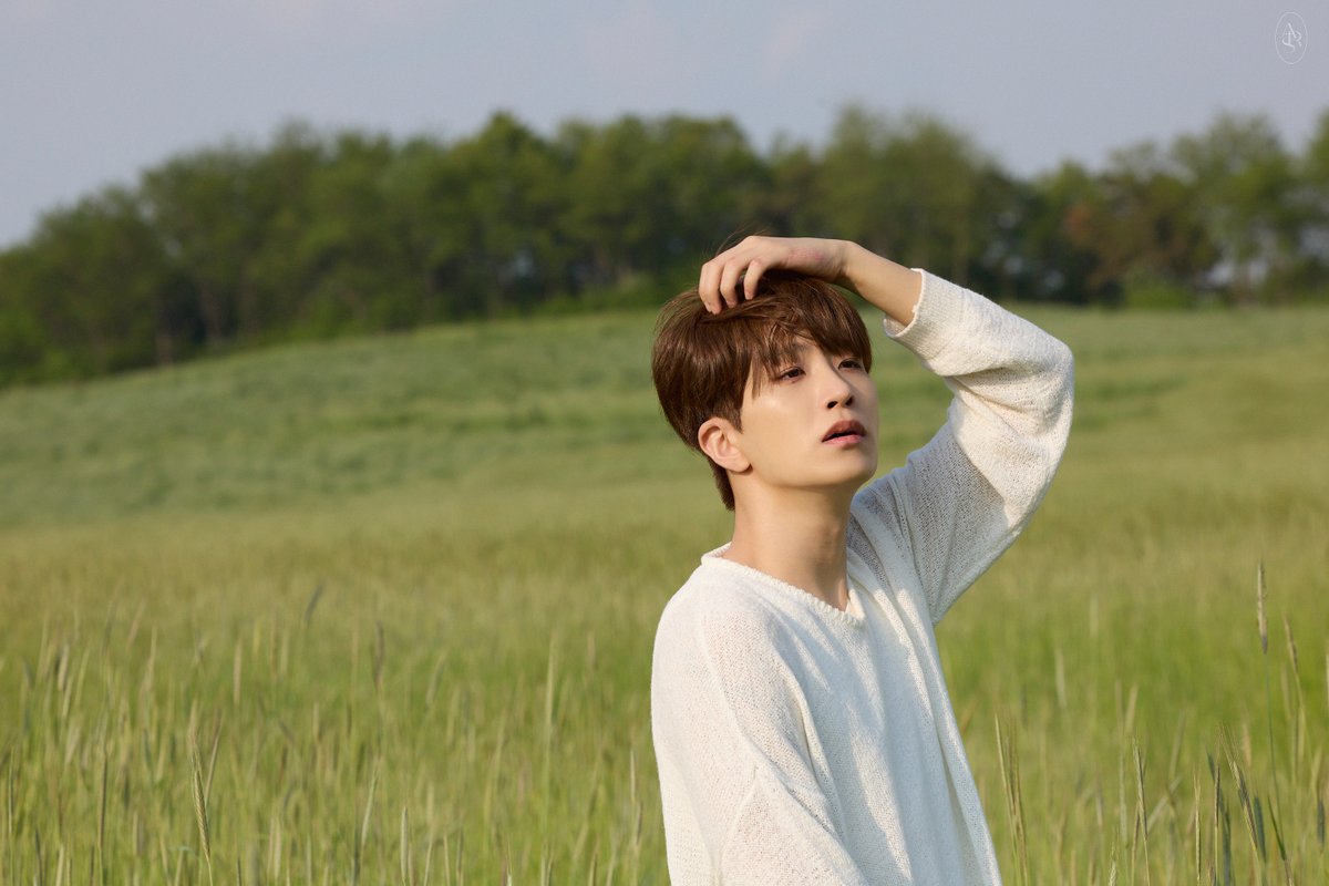 '도망치는 건 부끄럽지만' MV PHOTO SKETCH

✅youngjaexars.com/contents/6886d…

#영재 #YOUNGJAE
#도망치는건부끄럽지만 #EscapeToMe 
#Behind #PhotoSketch