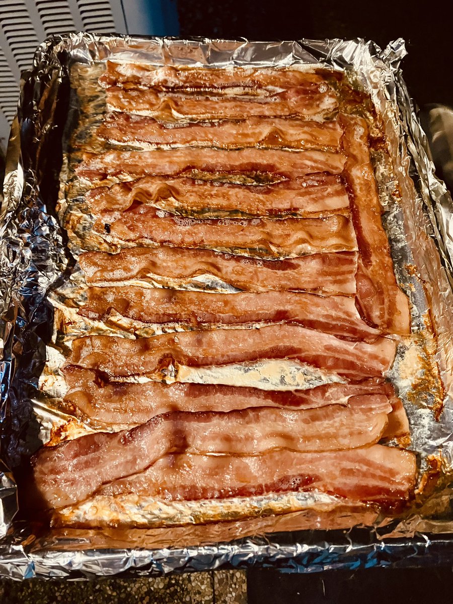 It’s 9:30 on a Sunday night and I am double smoking bacon #Grillsmafia