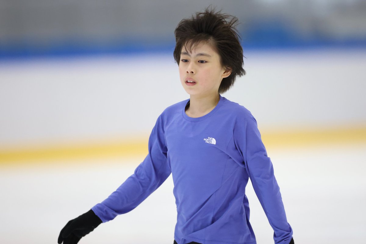 AxelQuadruple's tweet image. 〈 ジュニア強化合宿 〉
#佐久間陸 選手(ノービス推薦)
Photo by Kiyoshi Sakamoto
#figureskate #RikuSAKUMA