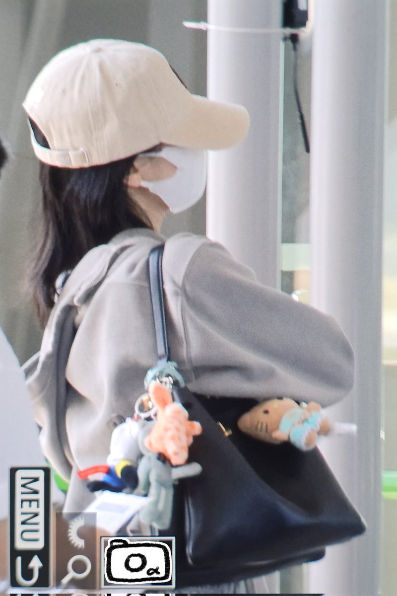 fishcmr's tweet image. 250728 KIX

🥹🥹

#TWICE #MINA 
#트와이스 #미나 #ミナ