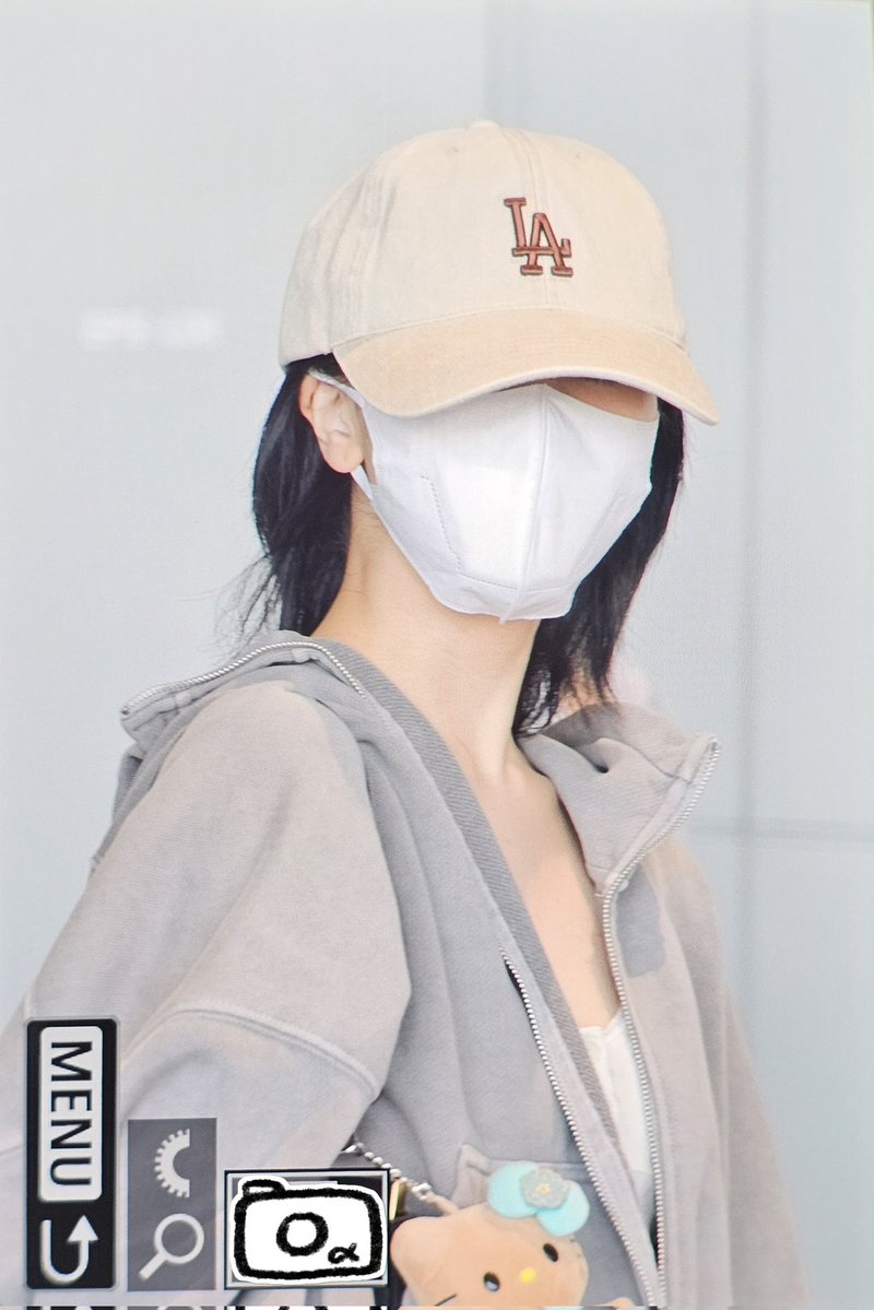 fishcmr's tweet image. 250728 KIX

🥹🥹

#TWICE #MINA 
#트와이스 #미나 #ミナ