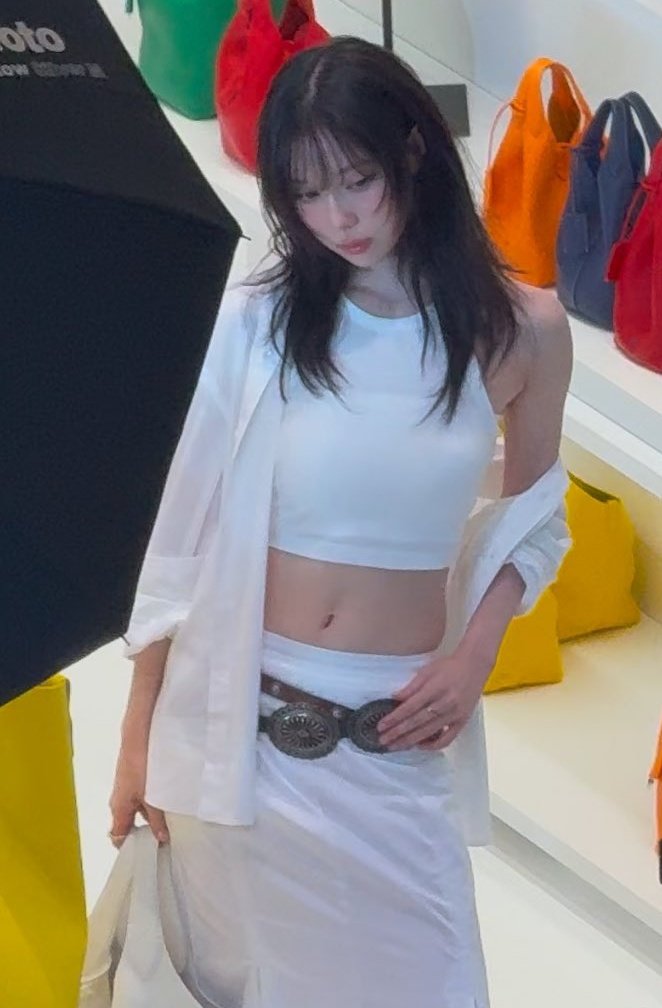 _bluustar's tweet image. minjeong ❤️‍🔥🥵