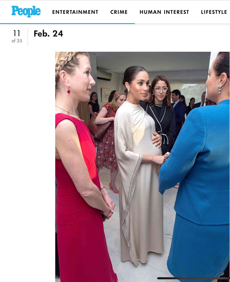 SeeingTheVeil2's tweet image. This is quite funny! Of course we know that People is Twerchel’s go to magazine for her (make believe) announcements. This article is a countdown of,alleged, ‘pregnancy’ photos of the Twerch (1st megnancy) For February 24th 2018 they chose pic #1 . Twerchel is wearing…
