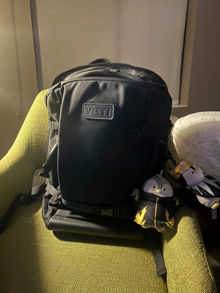 LE2_Cudi's tweet image. long live @pudgypenguins 
@YETICoolers