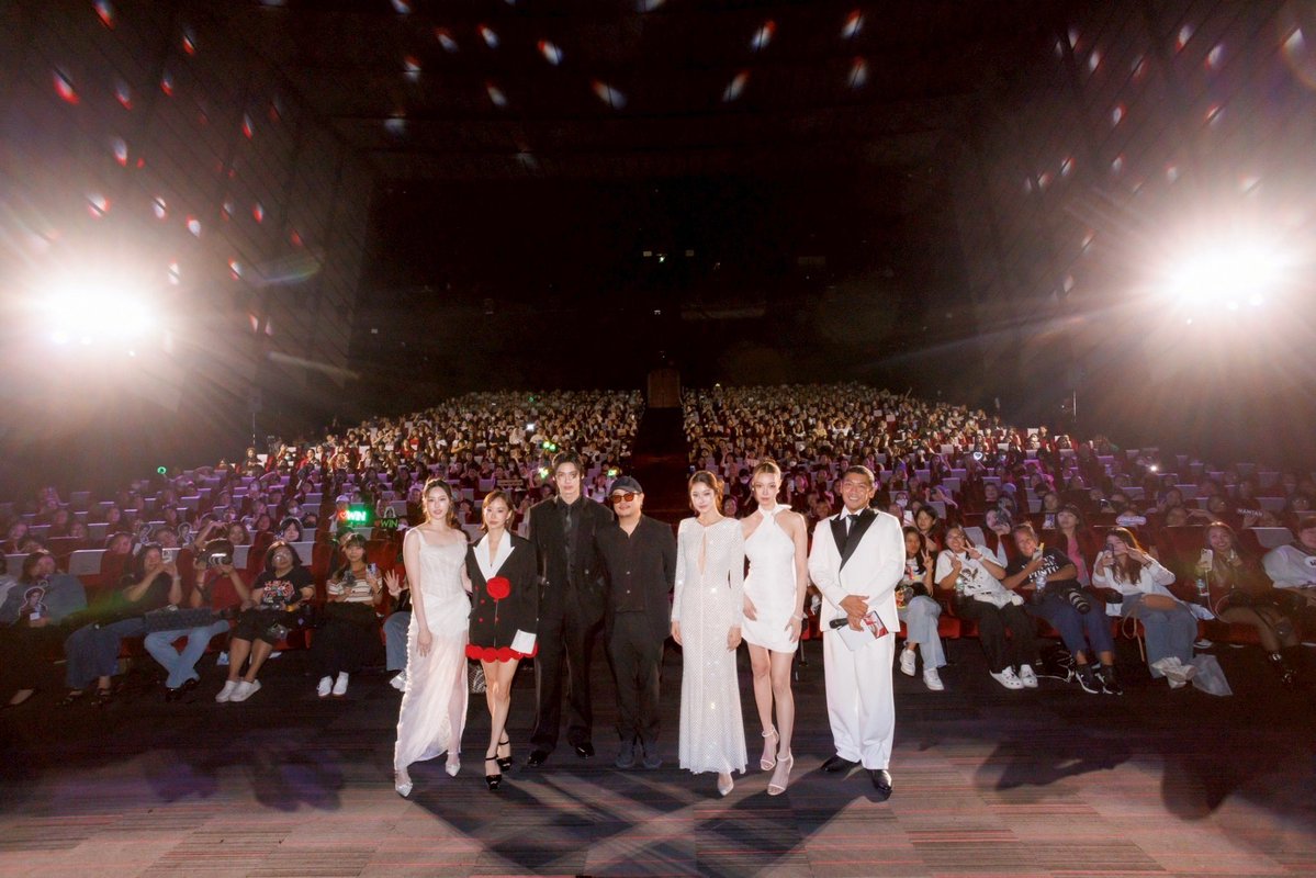 ALLNewsEXPRESS1's tweet image. สุดเข้มข้น!! “วิน-เต้ย” นำทีมเปิดปมปริศนาความเชื่อลึกลับ ดูตอนแรกซีรีส์ “บุหงาหมื่นภมร ENIGMA BLACK STAGE” แฟนๆ ลุ้นตัวเกร็ง ในงาน “บุหงาหมื่นภมร Enigma Black Stage First Screening”
📌allnewsexpress.com/45618/
#EnigmaBlackStageEP1
#EnigmaBlackStage
#winmetawin #toeyjarinporn…