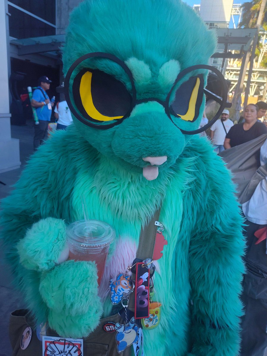 RamenLee3's tweet image. Don&apos;t talk to me til I&apos;ve had my strawberry match Dubai chocolate lavender labubu latte very berry DL trade tea 🦭