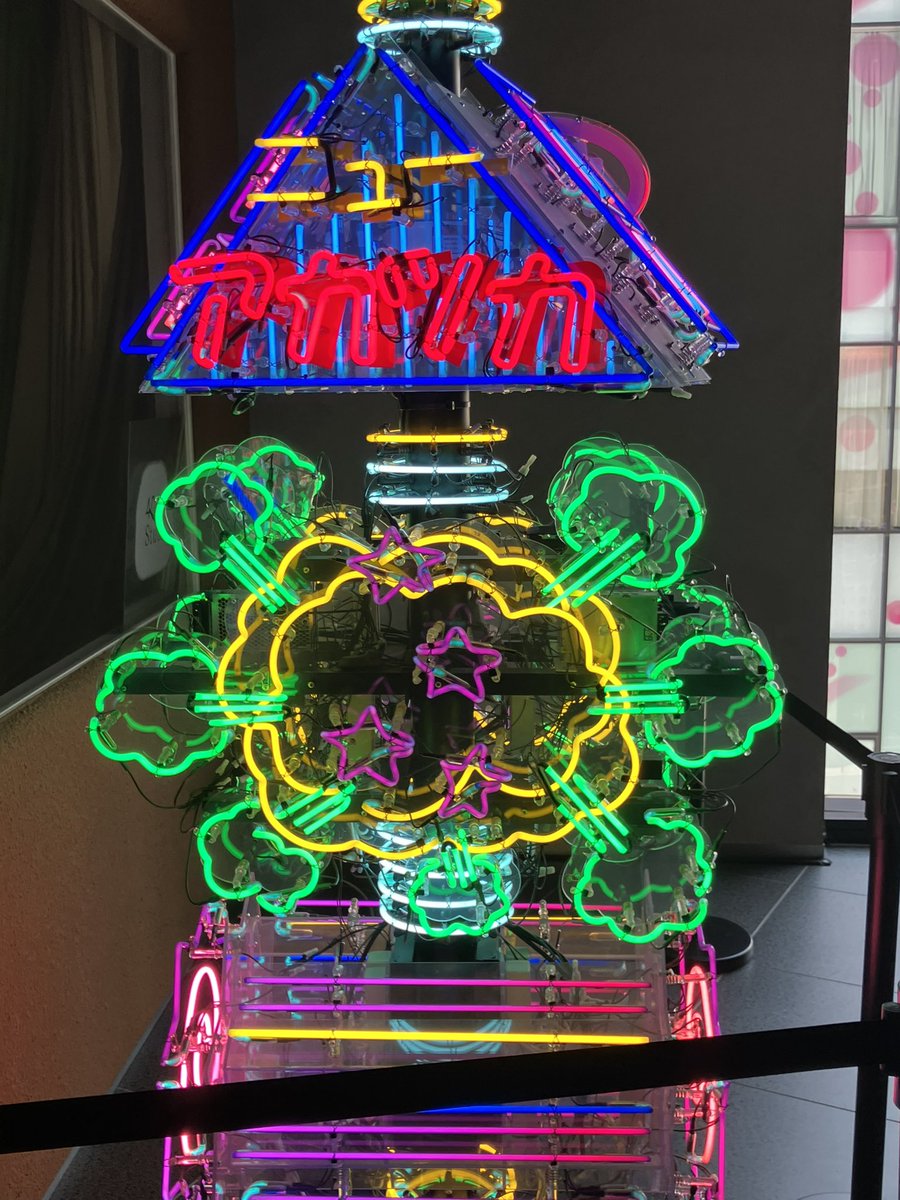 tanu_emon's tweet image. りえ子さんのネオン見てきた！

#404neongai 
#404notfound 
#ネオン浴