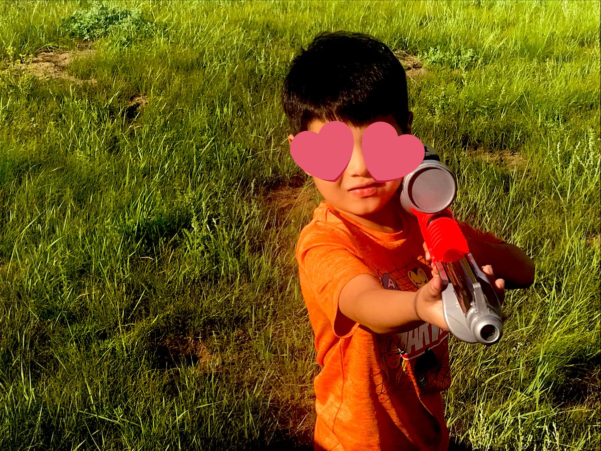 tsee3's tweet image. Наанаа буудлаа ингээд байнаа😍😍😍