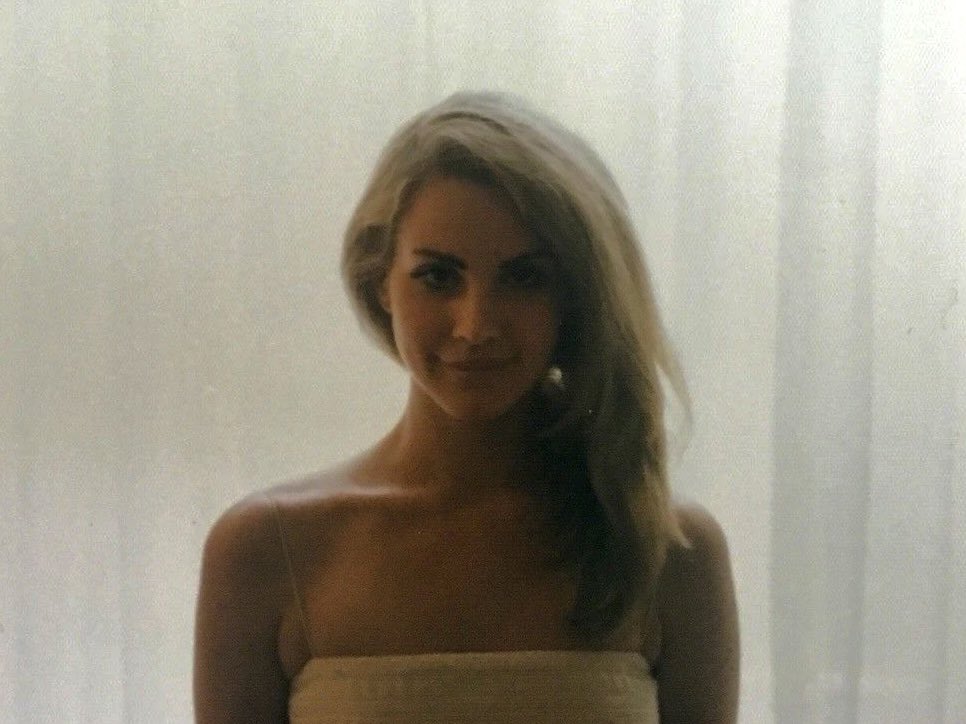 Mid 2010 Lana Del Rey blonde you will ALWAYS be famous