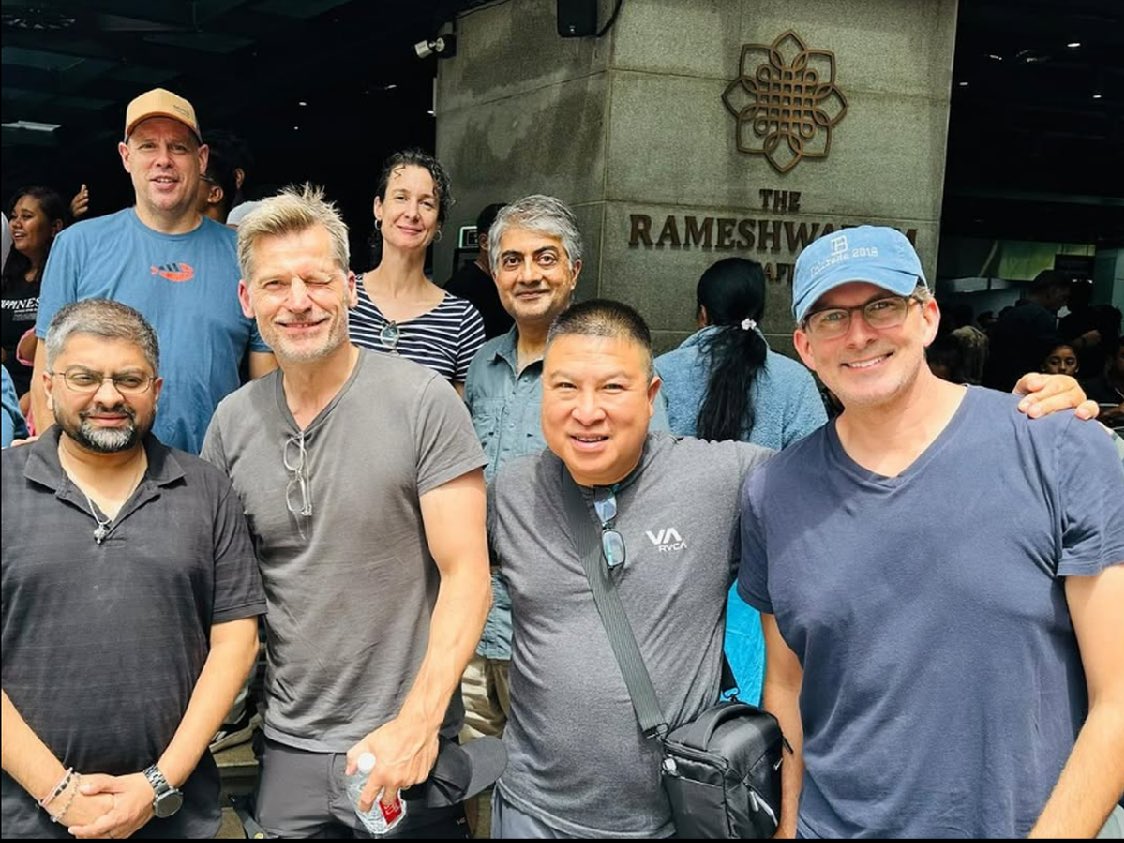 Beniwal_break's tweet image. Game of Thrones’ star Nikolaj Coster-Waldau spotted at Bengaluru’s Rameshwaram Cafe
Bengaluru’s popular Rameshwaram Cafe were in for a surprise this weekend when Game of Thrones actor Nikolaj Coster-Waldau was seen dining at the iconic eatery. The Danish actor was spotted…