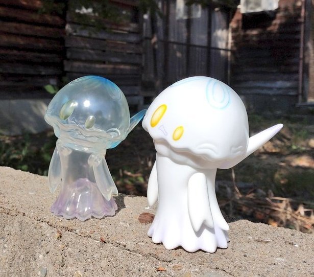 NORAS_sofvi's tweet image. ワンフェス物の通販もやりたいのですが、ひとまず8/2クラフトマーケットが終わってから…💦
ソフビアクアリウムもありますが、遠方の方に向けて
まずはビタネス通販します🙇🪼
(※通販や納品系は税込価格になります🙏)