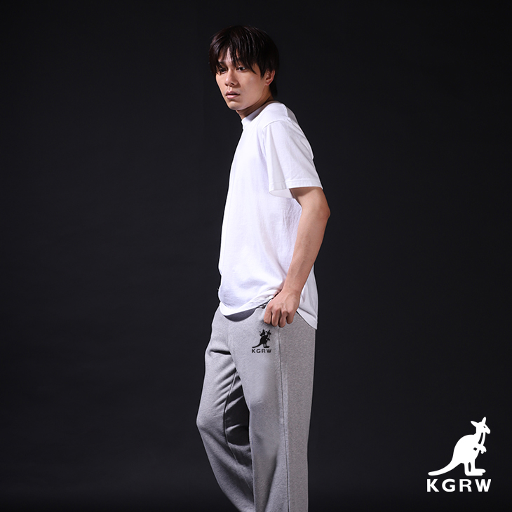 KANGOLREWARD's tweet image. 蒼宮よづりさんとのコラボアイテムが残り1時間で受注締め切りとなります🔥
ここでしか手に入らない受注期間限定アイテムとなりますので是非お買い求めください🙌
詳細・ご購入はコチラ👇
kangolreward.jp/SHOP/202372/24…
#KANGOL #KANGOLREWARD #KGRW #カンゴール #蒼宮よづり
@aomiyayozuri