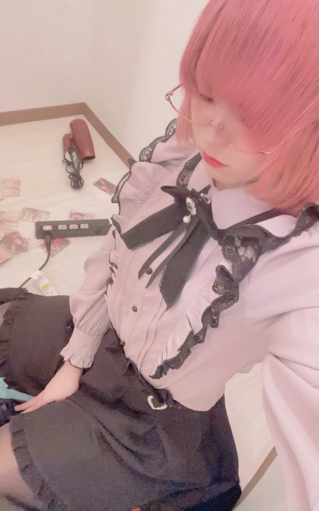 sqwtt_'s tweet image. 