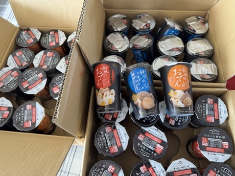 MobileHackerz's tweet image. 小腹空いたとき用おでんカップ(常温保存可)を大量にポチった。ダイエッターにやさしい1カップ84〜163kcal、冷やしてもうまい。
3ple.jp/pay4ship/item/…