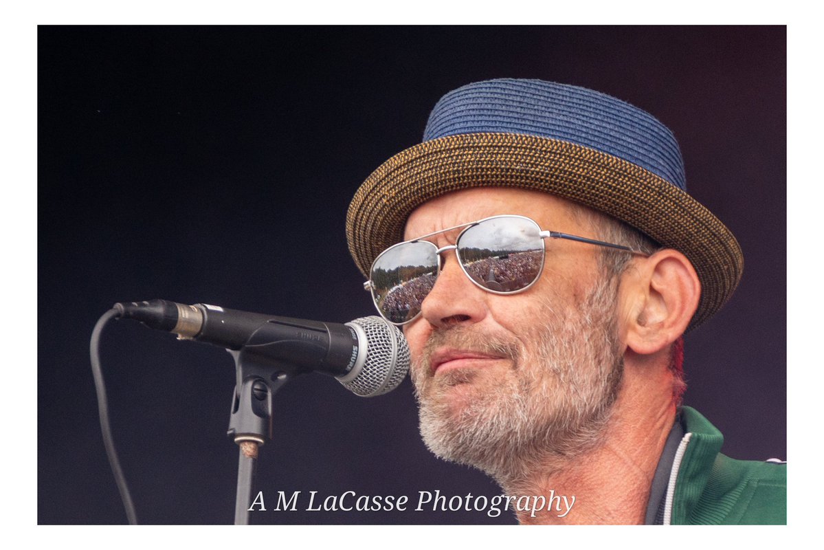 AMLaCassePhoto's tweet image. Good morning. I&apos;ve well over a thousand photos from Forest Fest to go through. But in the meantime here&apos;s the sax player from @BadMannersTour 
If you look at his sunglasses you can see just how big the crowd was!