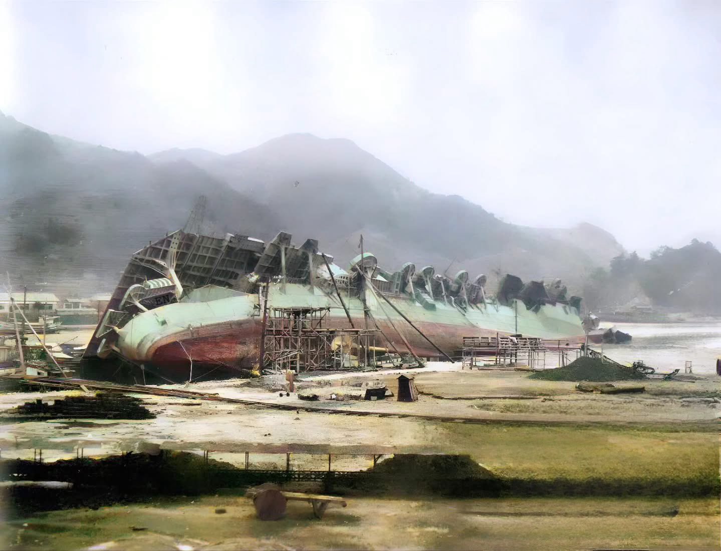 戦う問屋の商法 1986年 波形克彦著 51HEA64ZCfL._UF350,350_QL50_.jpg