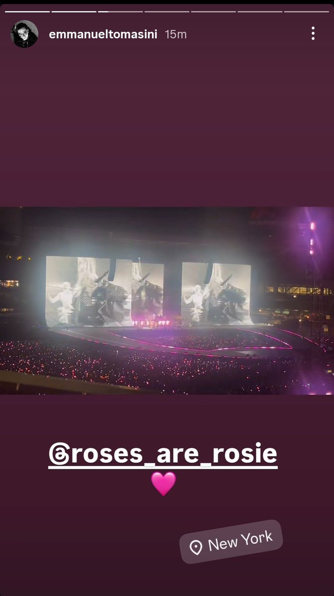 1997naurrrrr's tweet image. peepaw emmanuel supporting his fav granddaughter &lt;3