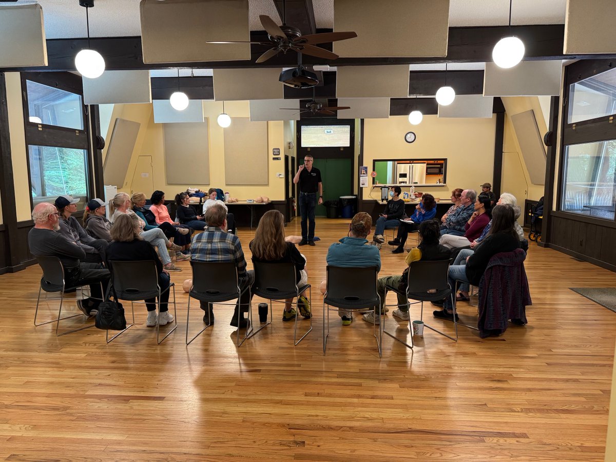 KingsMtnFire's tweet image. Thank you @StanfordMed for providing a very engaging CRP class to Kings Mountain Residents this weekend.