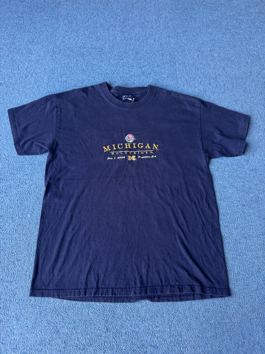 mirage029's tweet image. .
.
" Michigan "
.
ネイビーにイエローのカラーリングと言えばミシガンですねⓂ️
.
グッドカラーなアイテムを是非〜⚡️
.
大洗シーサイドステーション2階
Mirage
.
#茨城 #大洗 #古着屋
#大洗シーサイドステーション
#michigan