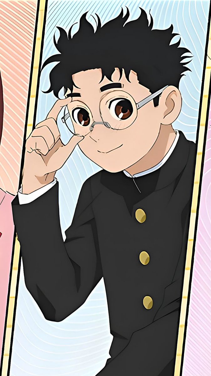 elmfungus's tweet image. Why does he hold his glasses as if they're gonna run away 💚