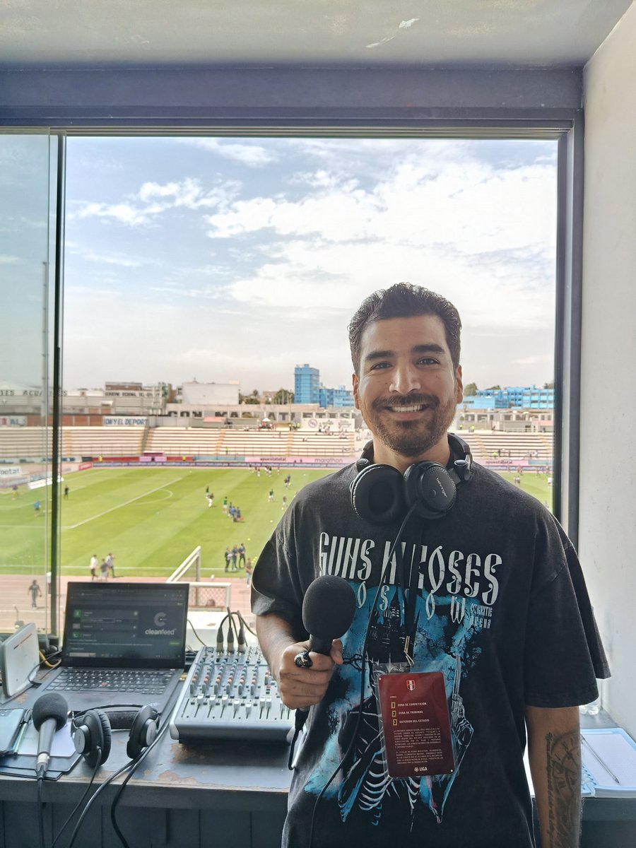 ManuLiceras's tweet image. Feliz aniversario a Sport Boys. Ya son 98 años de vida institucional del equipo con más historia de mi querido Callao. Siempre es un placer estar en el Miguel Grau. Que las alegrías deportivas pronto lleguen a la tan sufrida y más aún leal hinchada rosada.