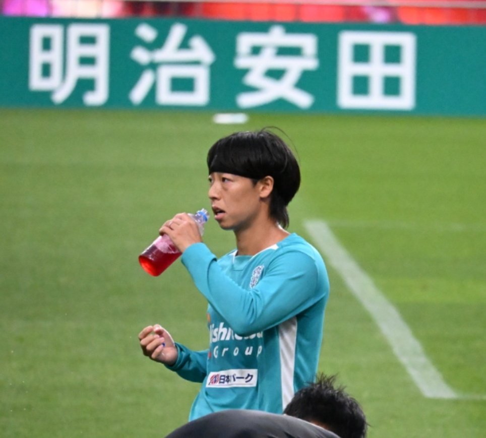 QRLMH's tweet image. 何を飲んでるのかな…
