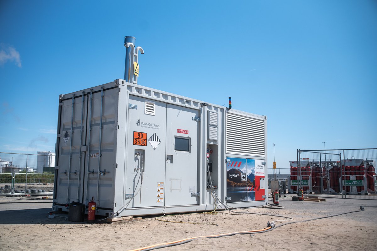 HitachiEnergyJP's tweet image. 日立エナジーは、ゼロエミッションの燃料電池技術を活用した水素発電機「HyFlexTM」を、オランダ王国・ロッテルダムに初導入しました⚡️…
