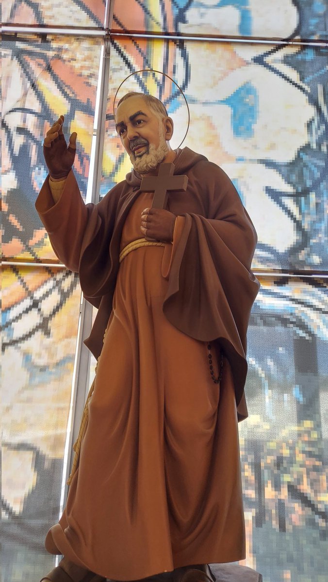 FriarEmma1's tweet image. Thought n° 209
Monday 28 July
Vainglory is an enemy that assails those who have consecrated themselves to the Lord and embraced the spiritual life. Hence it can rightly be called the consuming moth of souls tending to perfection. The saints refer to it as the woodworm of…