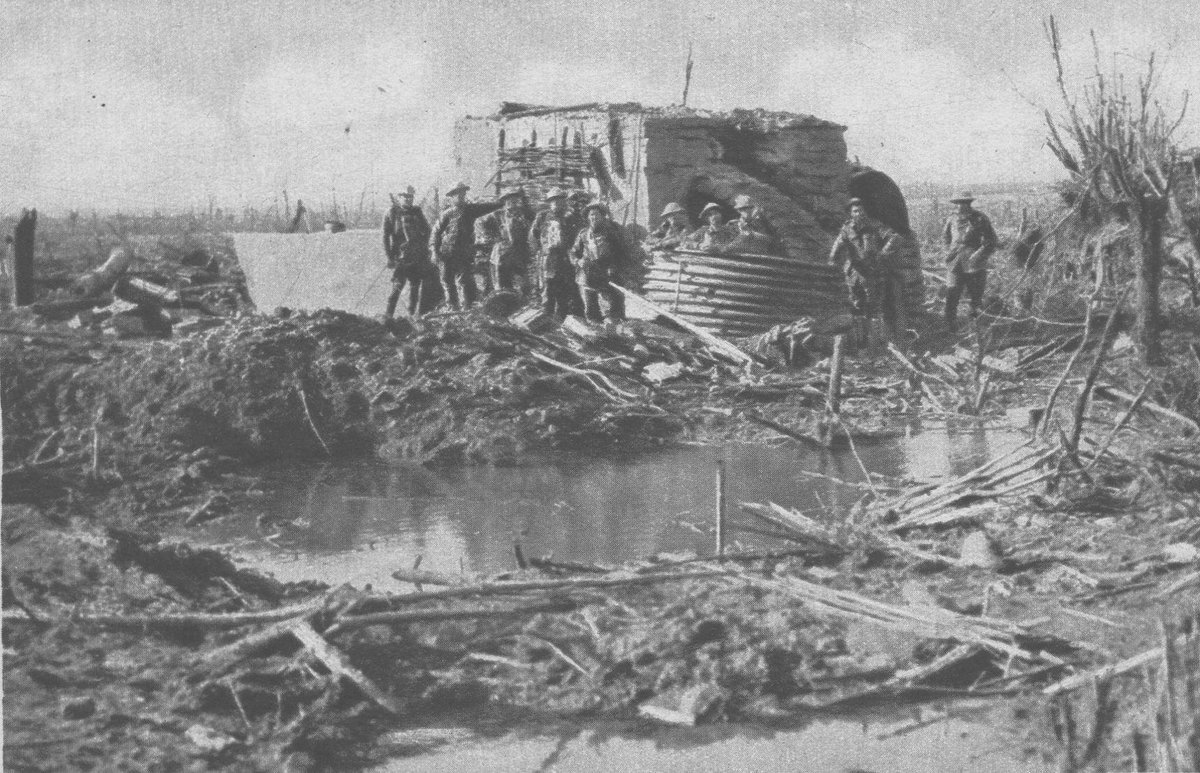 WW1IEPER1917's tweet image. Captured German Blockhouse (Westhoek Ieper?) 1917.