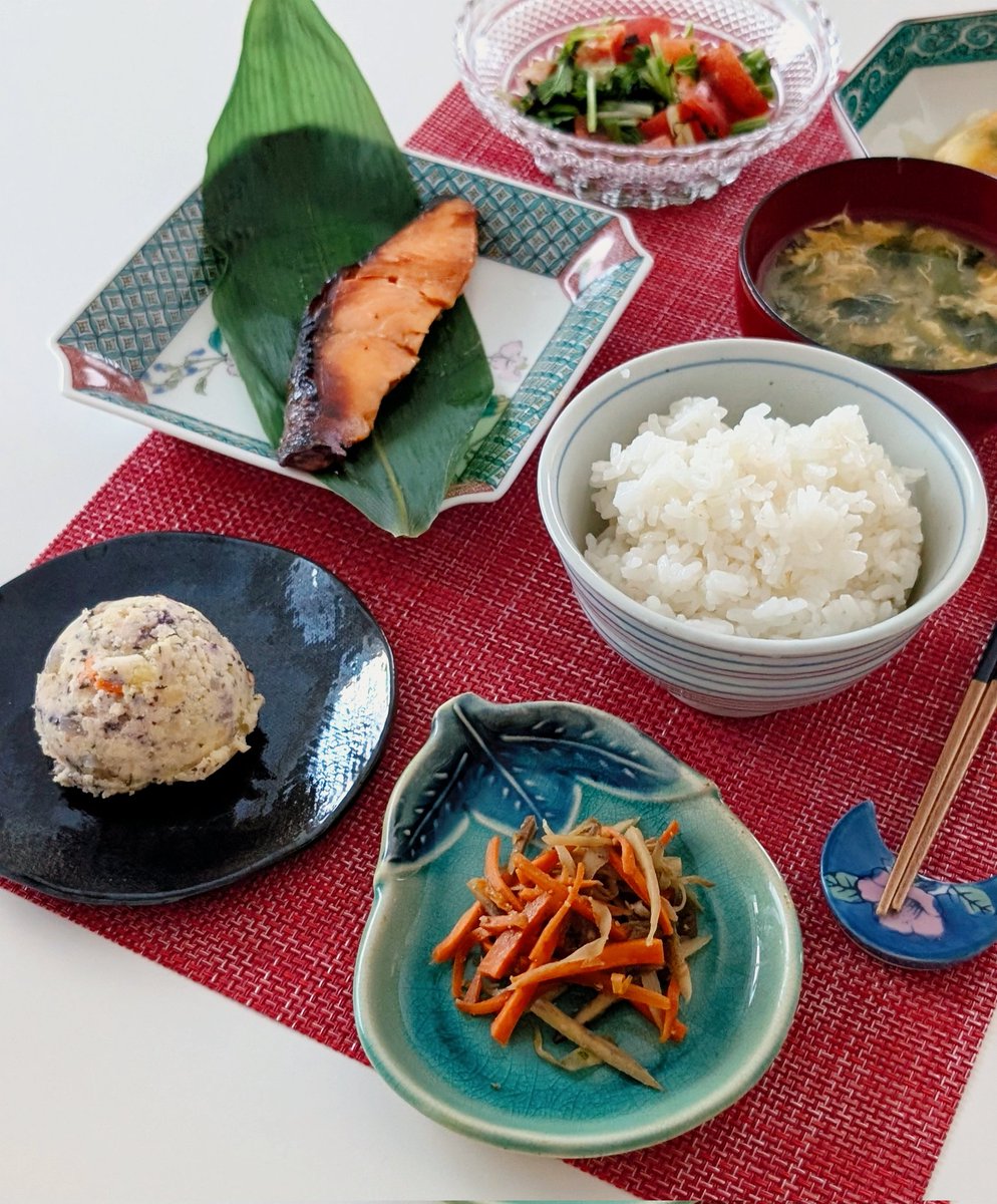 お店で食べたゆかりとおからのポテトサラダが美味しかったので、自宅でも作ってみた。
