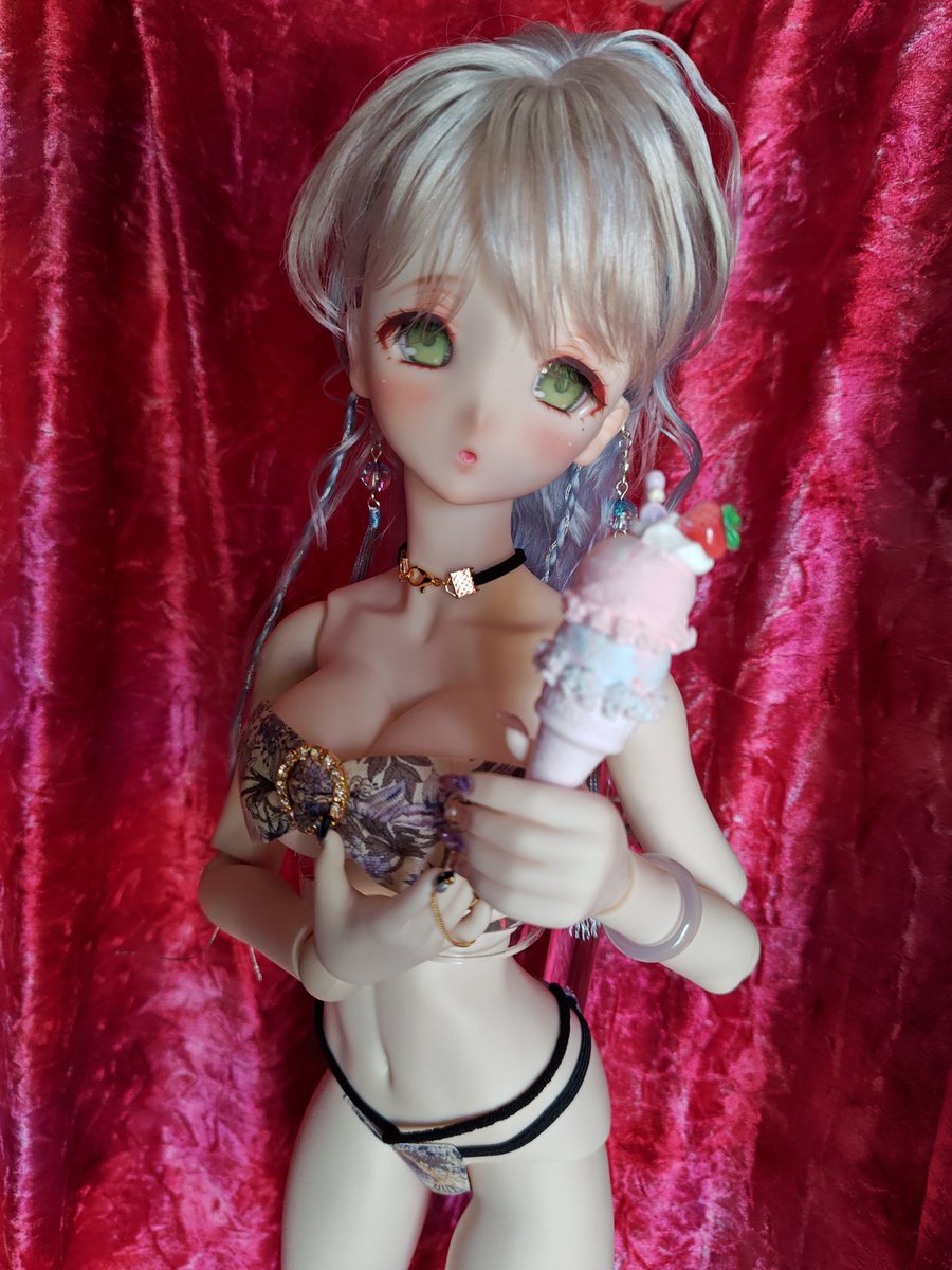 1999Terror's tweet image. ちなみに着せ付け間違えてたときの写真がこちら😇