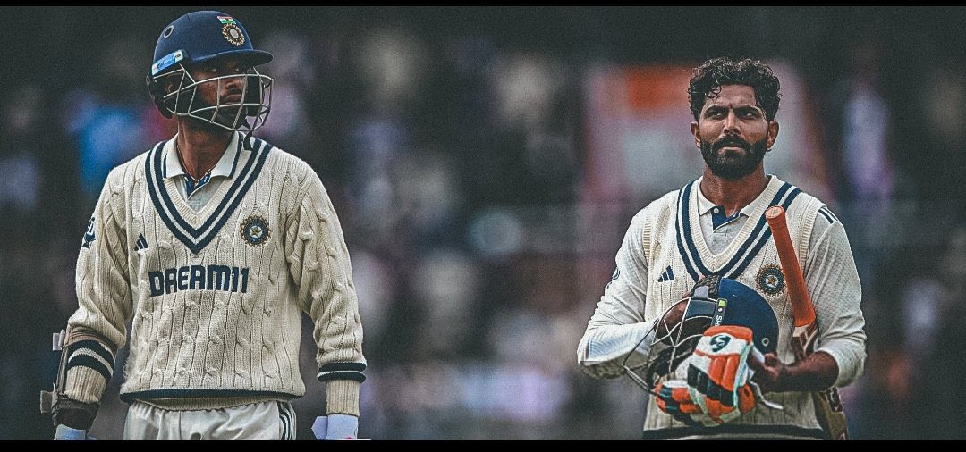 Shubham_Neuro's tweet image. AN ICONIC IMAGE. History will remember that two Indian all-rounders, defying all odds, stood tall between England & a famous test win.❤️🔥
And in doing so, made Ben Stokes cry live on air in front of the world! 😂
Forever etched in the cricket folklore! #ENGvIND #ManchesterTest