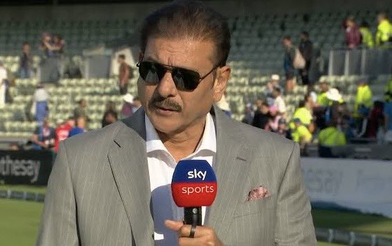 ms_dhoni_077's tweet image. Ben stokes needs at least 10 births to match 1 percent of jadeja.

Ravi Shastri isn&apos;t holding back 😭😭