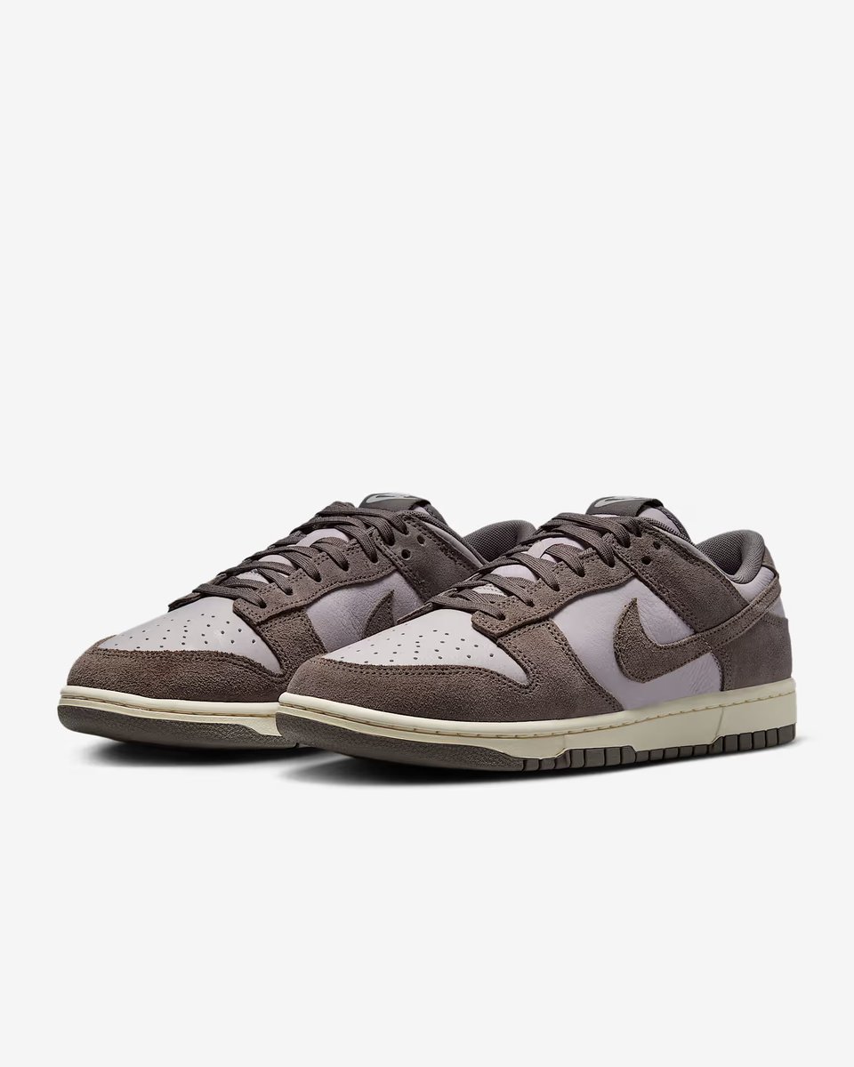 HoomanDeals's tweet image. Prices shown are after the code SPORT #ad 

$34.38 was $85
Giannis Immortality 4 &quot;Halloween&quot;
mavely.app.link/e/pekugwComVb

$60.78 was $125
Nike Dunk Low Retro SE Leather/Suede
mavely.app.link/e/y8pXXoDomVb

$52.78 was $120
Nike Dunk Low Retro
mavely.app.link/e/YvnpHaEomVb