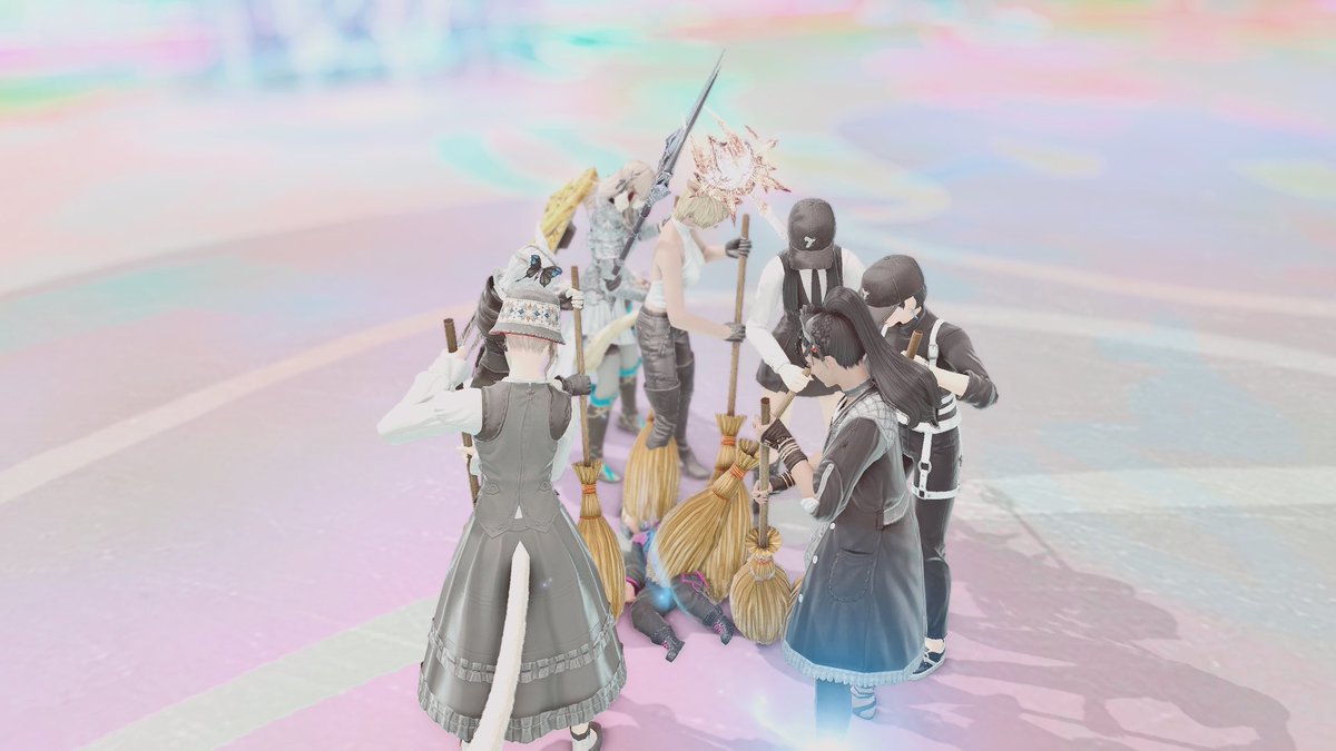 ff14_hhhhh's tweet image. 맞다 며칠 전에 공대 5시간? 연장하고 2층 깻는데 너무 그지같아서 2층에서 스샷찍엇어 아 이제 봣는대 뒤에 나가는 포탈 끄는 거 깜빡함