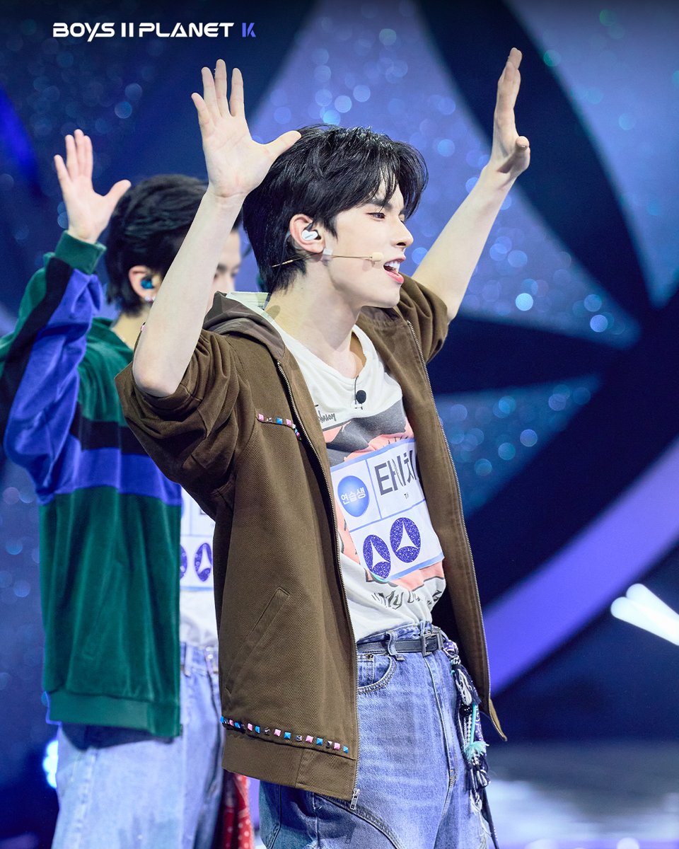 _mnetboysplanet's tweet image. [2회 계급 결정전] 비하인드 포토 #2 📸 I 앤드류 타이치   

소년들의 여정이 시작된 첫 무대 비하인드 🔍

소년들의 더 많은 정보를 알고 싶다면?
Mnet Plus ▶ share.mnetplus.world/boys2planet
YouTube ▶ youtube.com/@BOYSPLANET.OF…

[BOYS II PLANET]
매주 목요일 밤 9시 20분 본방송

==

[EP.02 Class…